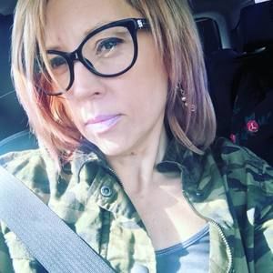 Meet your Posher, Eva